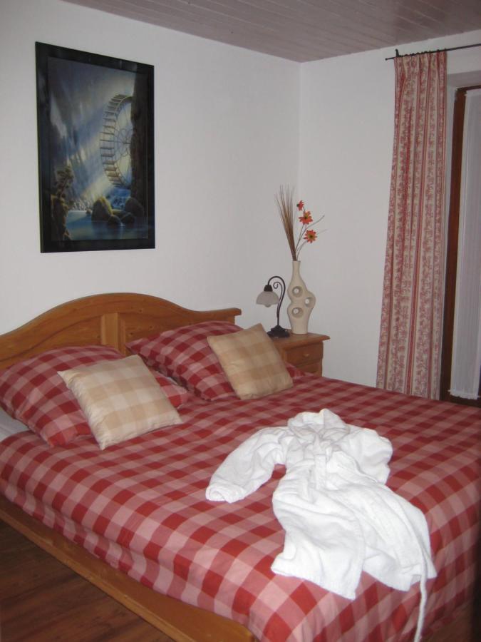 Landhotel Zum Staffelwirt ياخيناو المظهر الخارجي الصورة